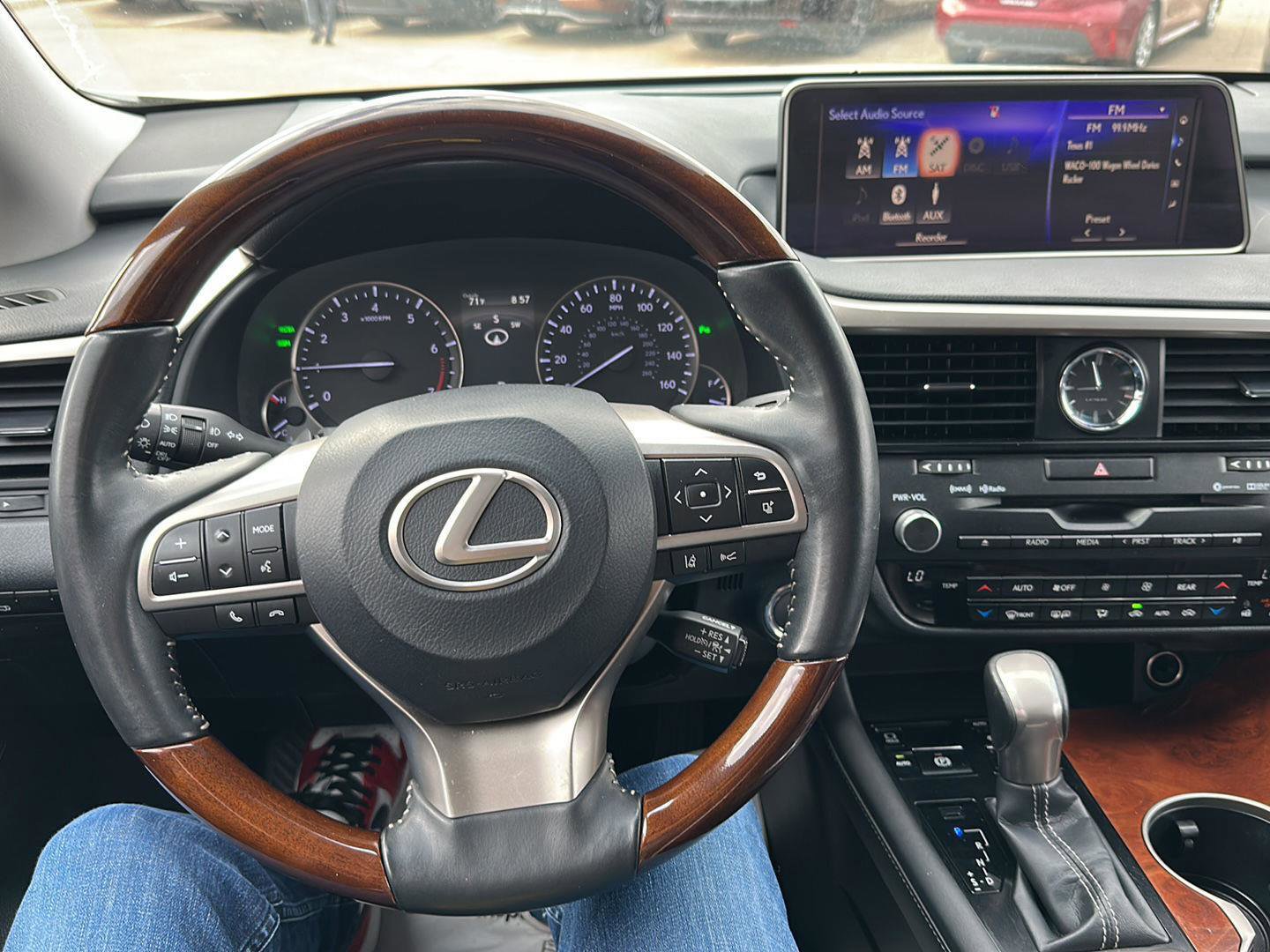Used 2019 Lexus RX 350L FWD image 26