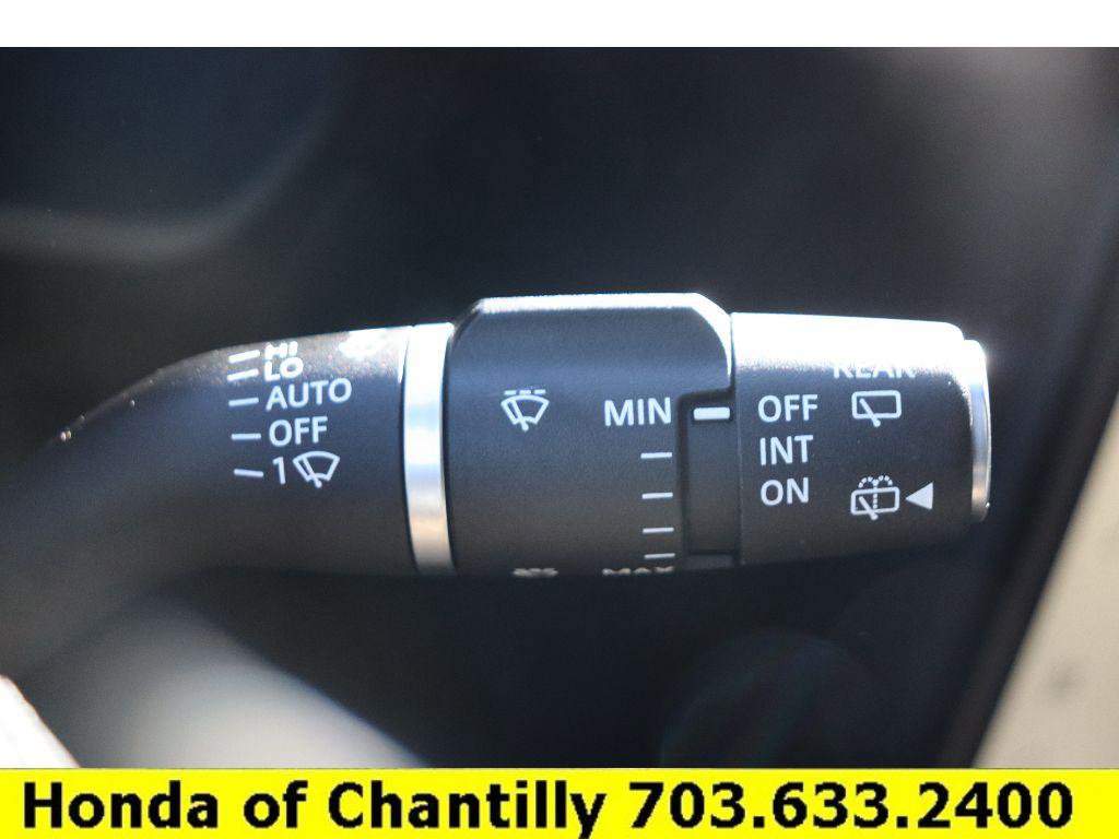 Used 2024 Land Rover Defender 110 X image 11