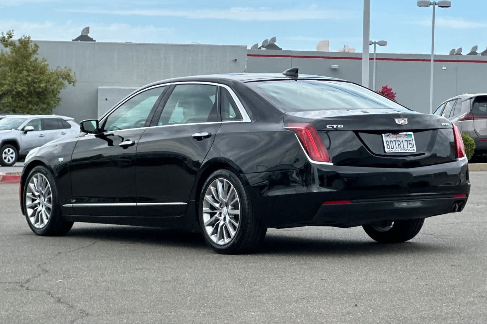 Used 2017 Cadillac CT6 Luxury RWD image 7
