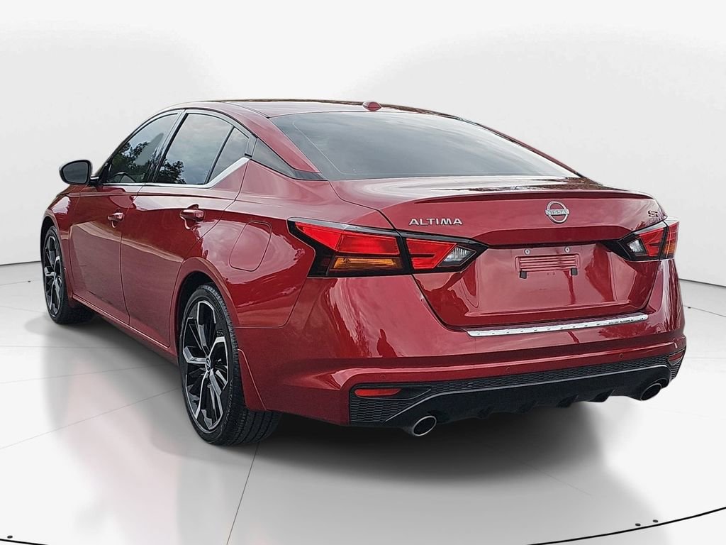 Used 2023 Nissan Altima 2.5 SR FWD image 8