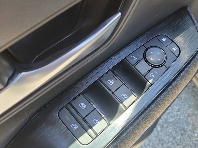 New 2026 Nissan Kicks SV w/ SV Premium Package FWD image 12