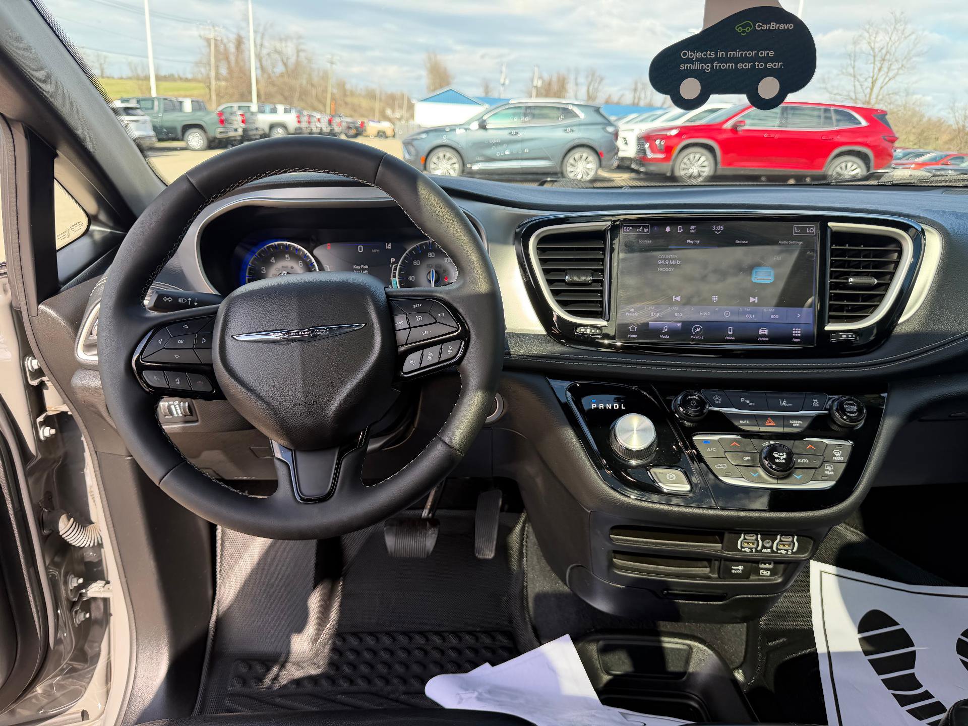 Used 2022 Chrysler Pacifica Touring-L w/ S Appearance Package image 20