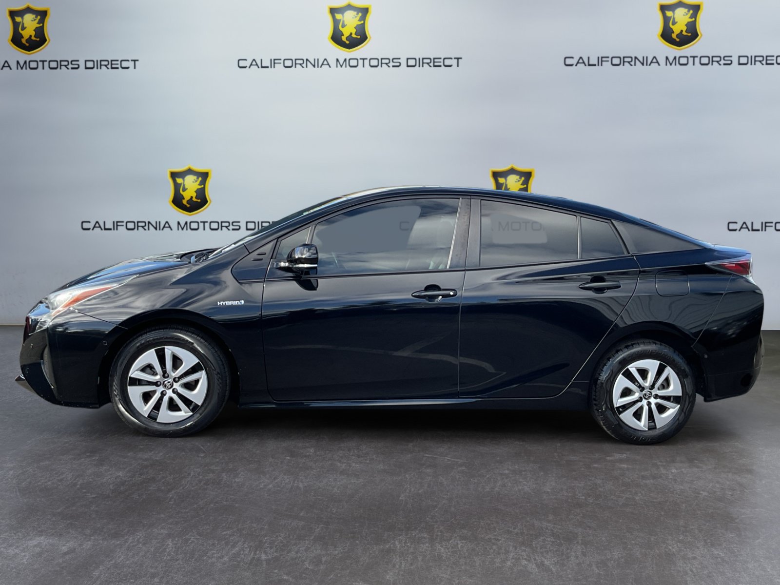 Used 2017 Toyota Prius Three FWD image 8