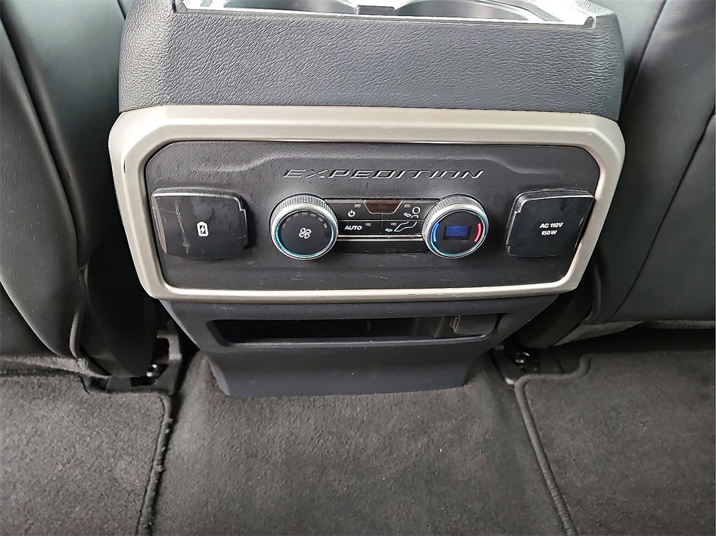 Used 2024 Ford Expedition Max XLT image 14