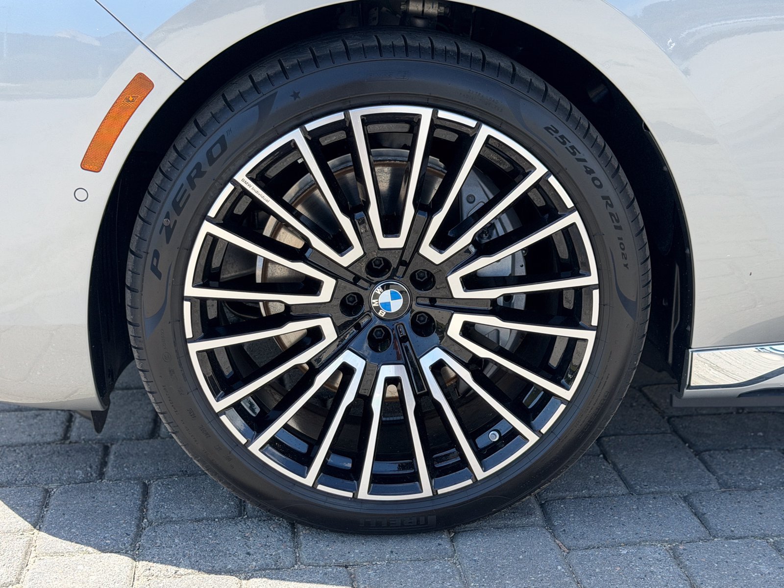 New 2026 BMW i7 eDrive50 w/ Executive Package RWD image 13