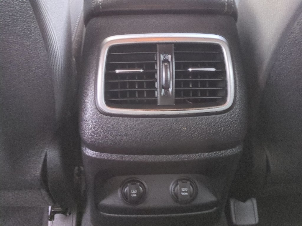 Used 2019 Kia Sorento FWD image 29