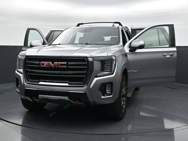 Used 2023 GMC Yukon AT4 w/ Technology Package AWD/4WD image 58