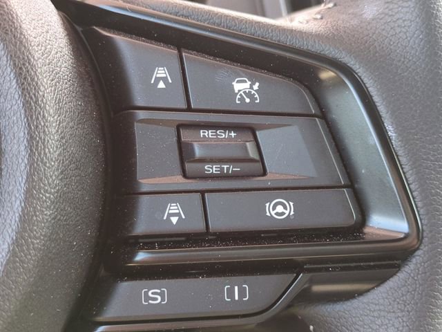 Used 2025 Subaru Forester Premium AWD/4WD image 21