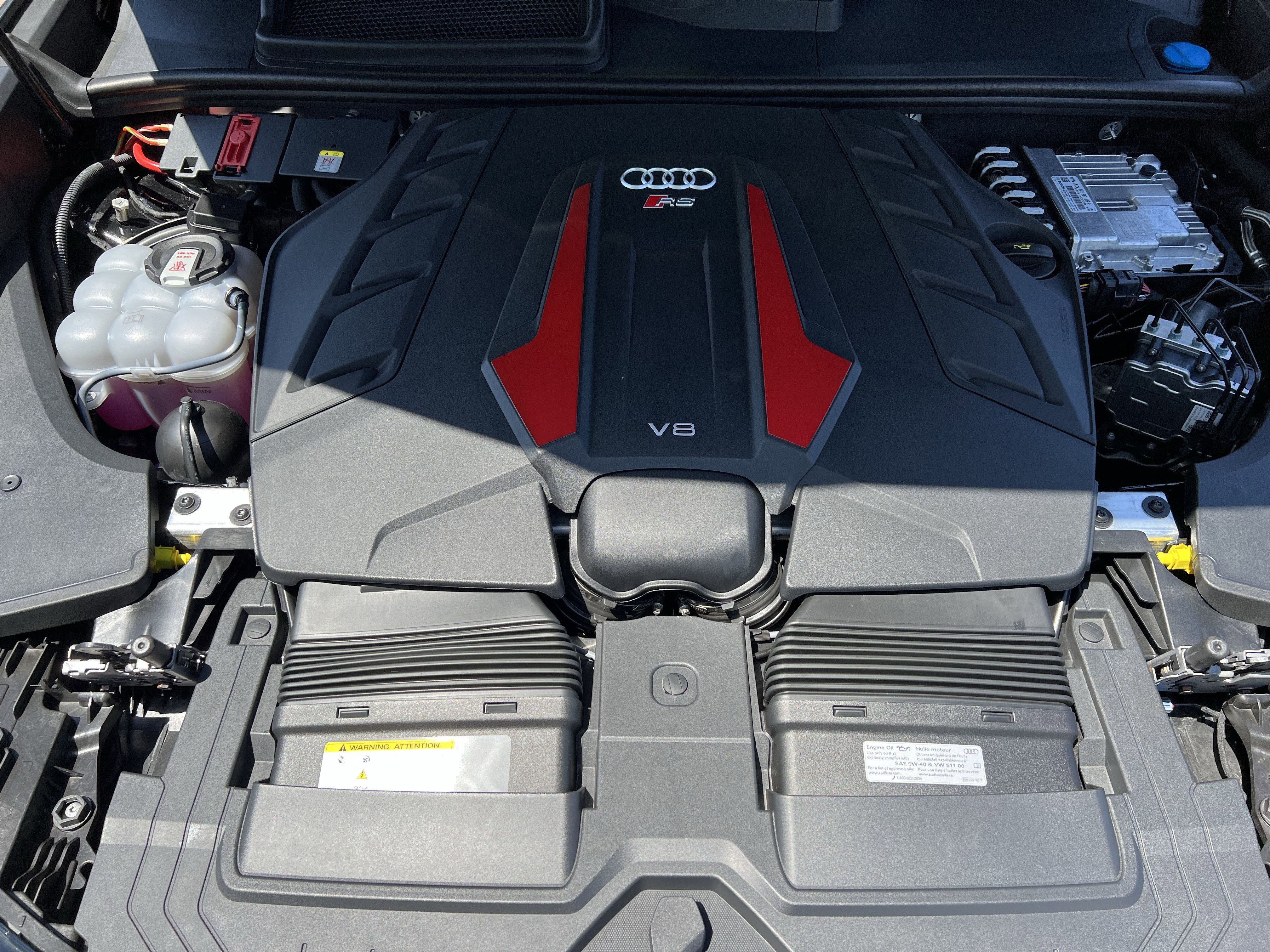 Certified 2025 Audi RS Q8 performance AWD/4WD image 36