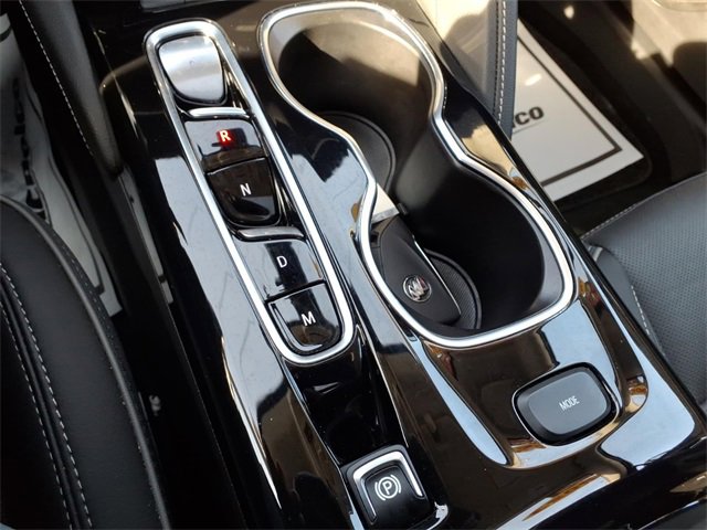 Used 2023 Buick Envision Avenir image 23