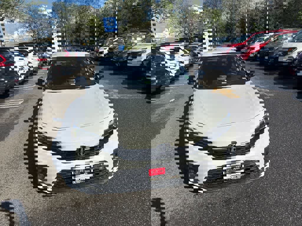 Used 2023 Honda Civic Sport image 4