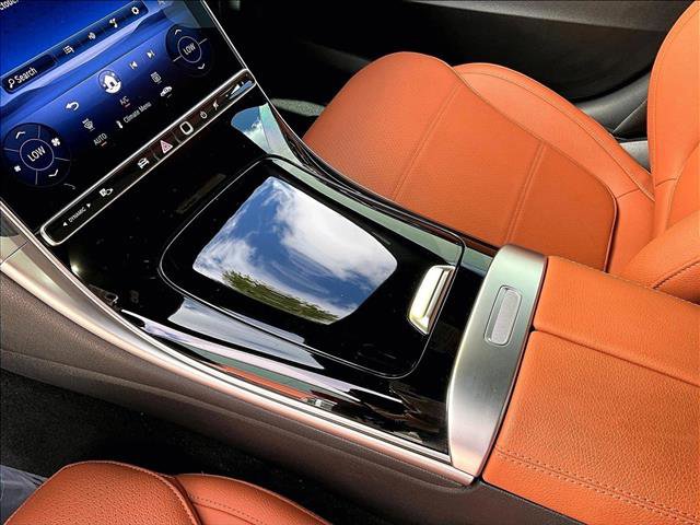 Used 2025 Mercedes-Benz C 300 Sedan image 15