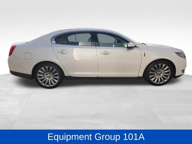 Used 2013 Lincoln MKS image 2