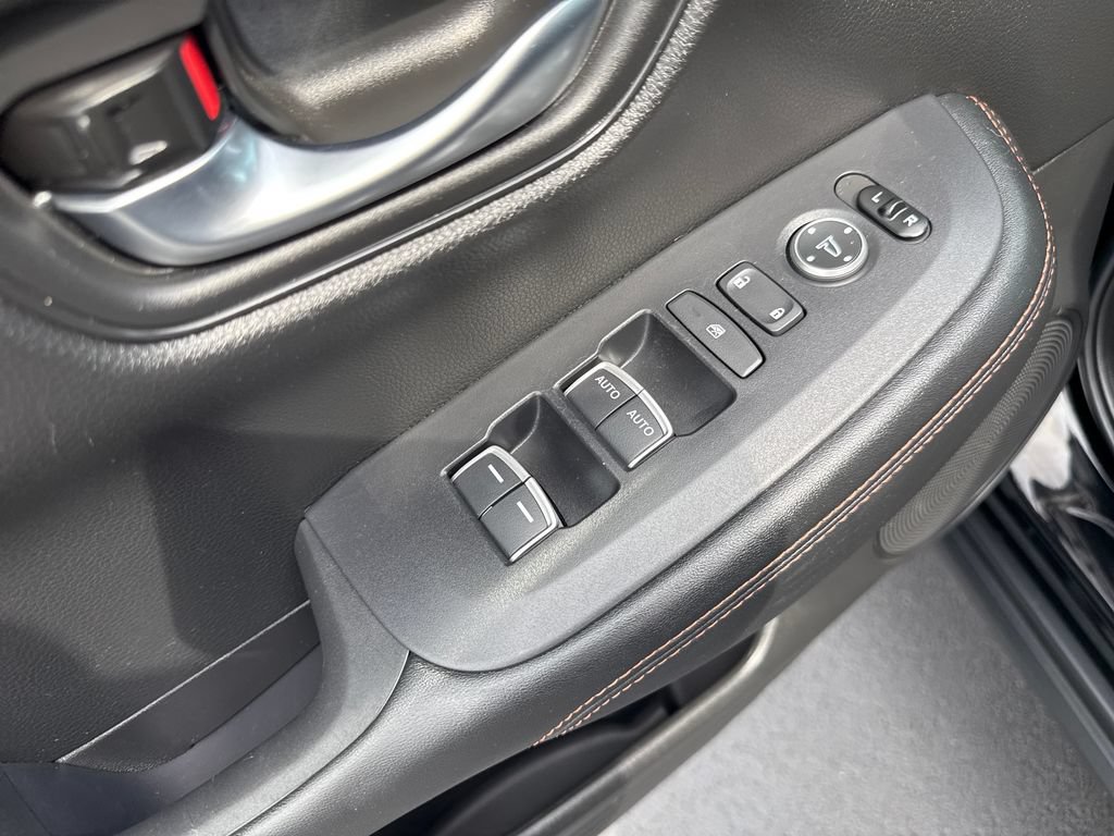 Certified 2024 Honda HR-V Sport image 10