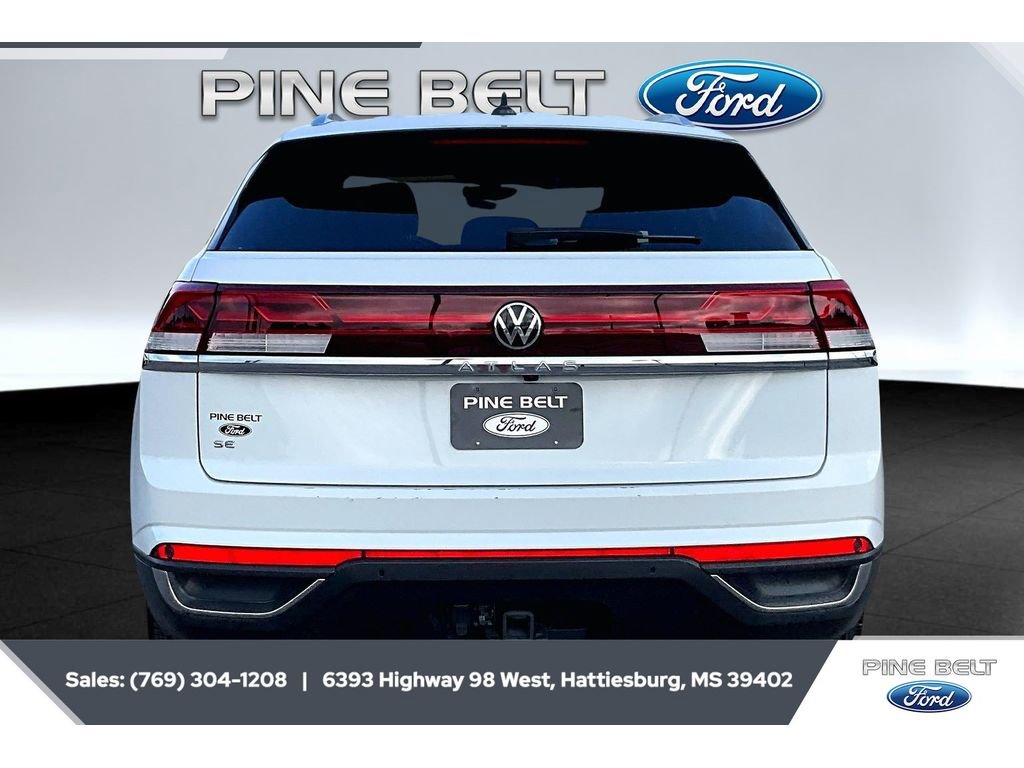 Used 2024 Volkswagen Atlas Cross Sport SE image 4