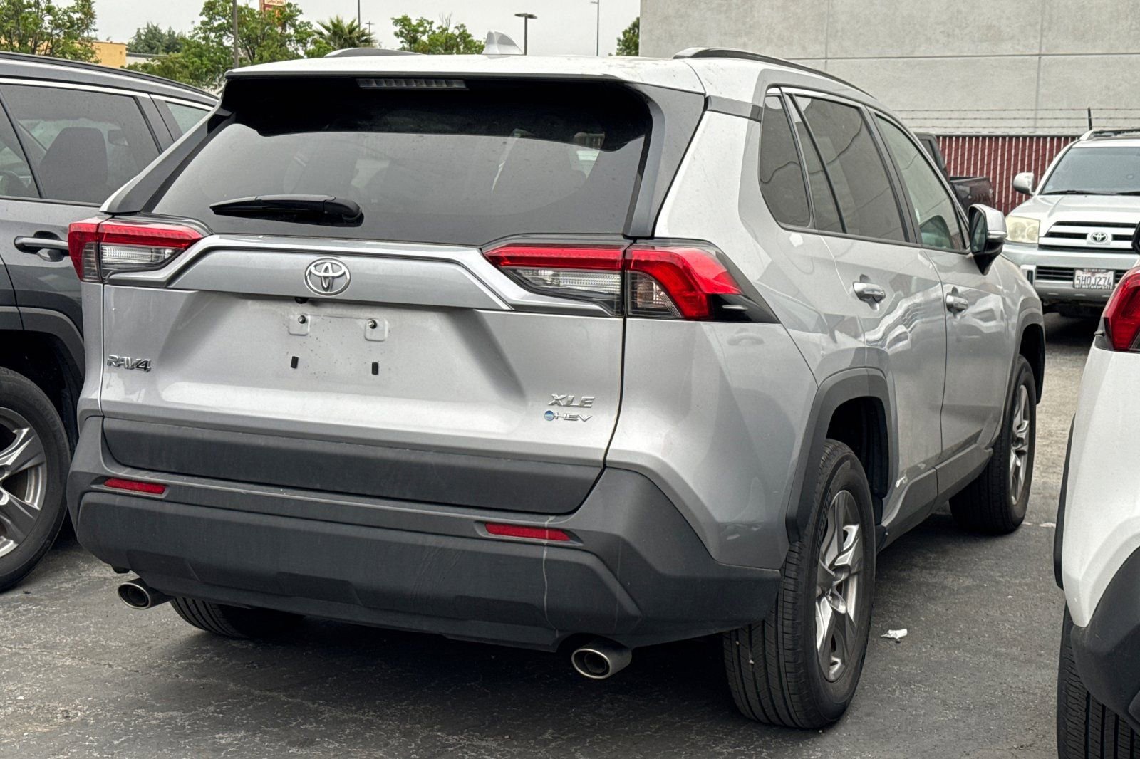 Used 2025 Toyota RAV4 XLE image 5