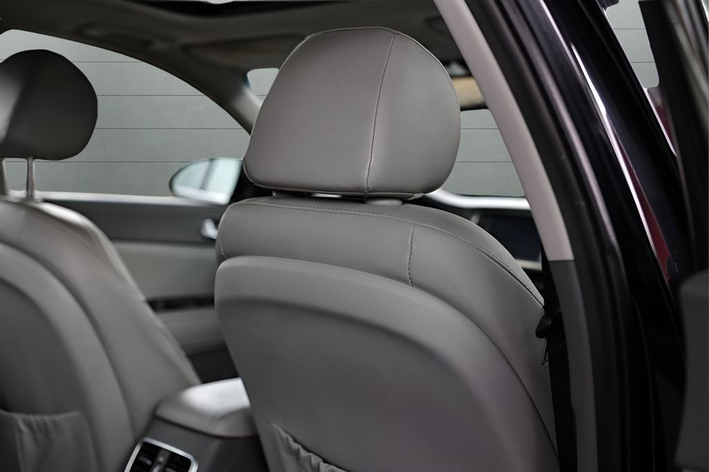 Used 2016 Kia Optima EX w/ Option Group 040 image 48