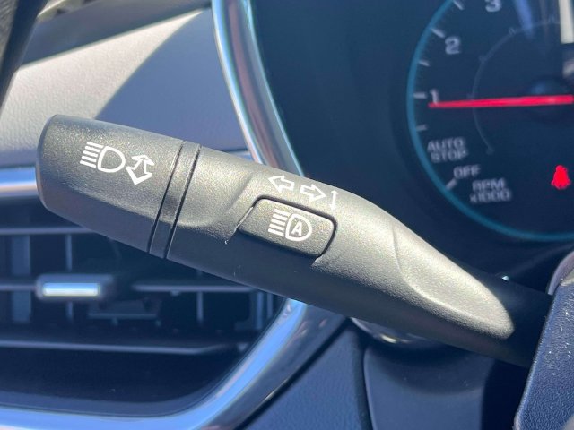 Used 2020 Chevrolet Equinox LS FWD image 22