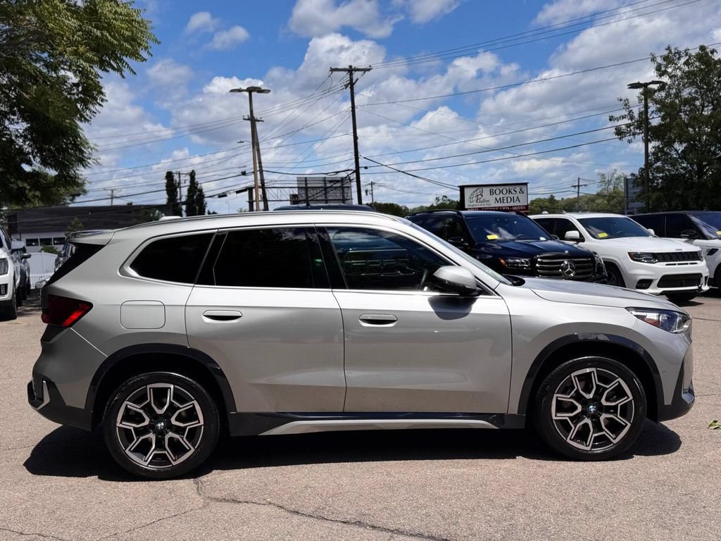 Used 2025 BMW X1 xDrive28i w/ Convenience Package AWD/4WD image 7