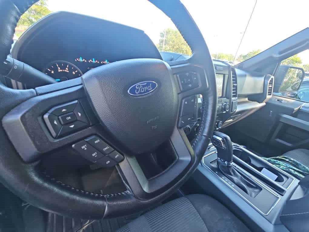 Used 2017 Ford F150 XLT w/ Equipment Group 302A Luxury AWD/4WD image 7