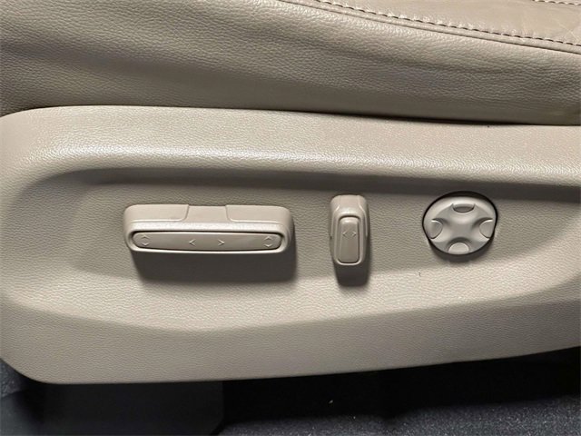 Certified 2022 Honda Odyssey Touring image 14