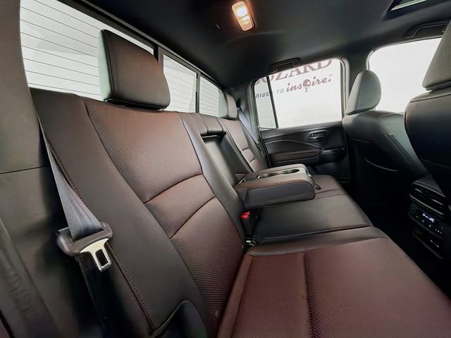 Used 2025 Honda Ridgeline Black Edition image 34