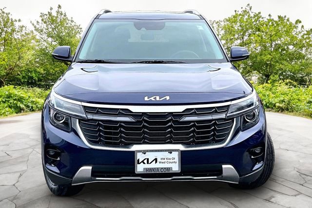 Certified 2024 Kia Seltos EX image 3