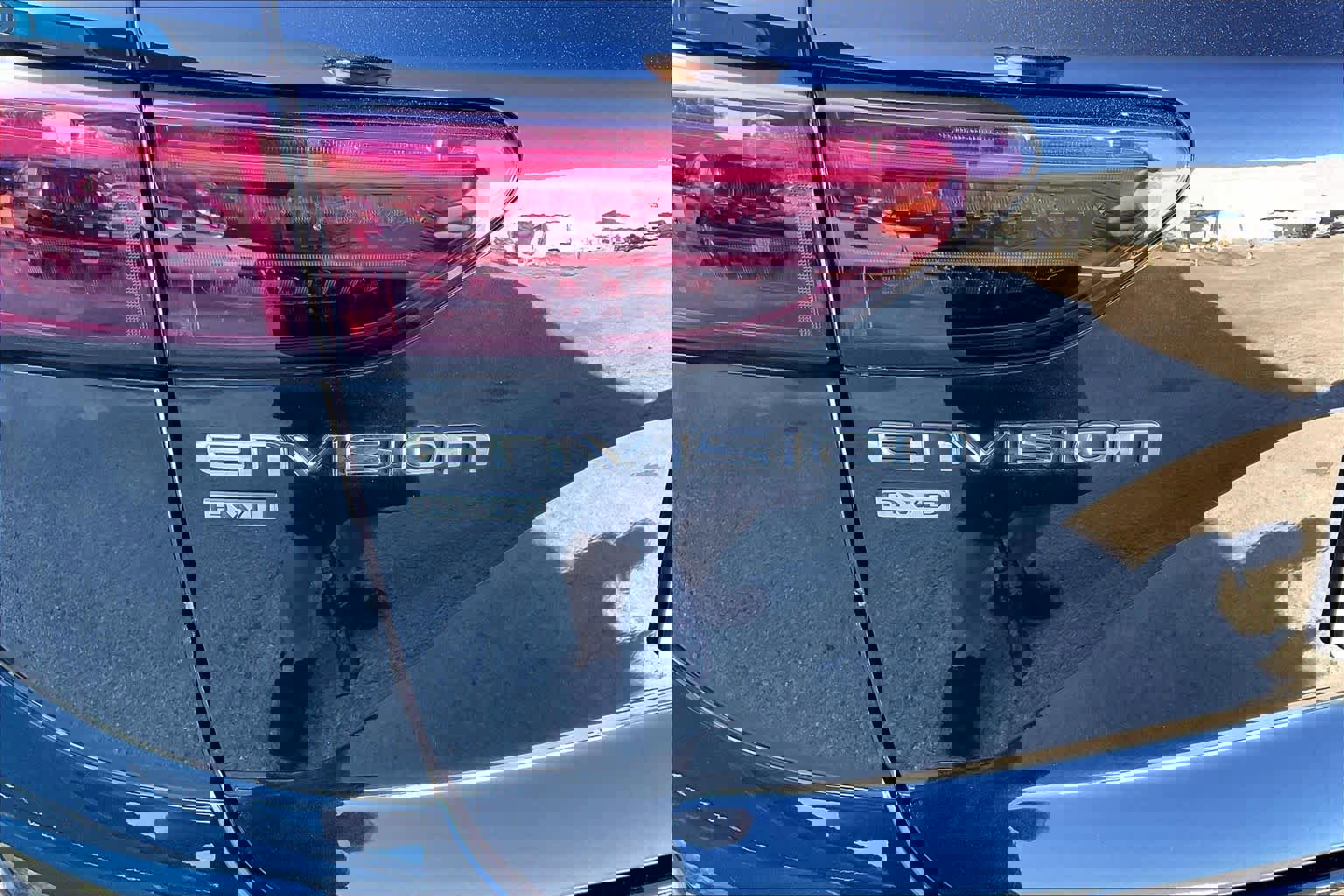 Used 2025 Buick Envision Preferred image 32