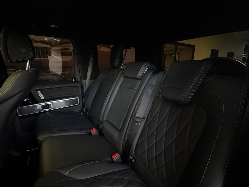 Used 2025 Mercedes-Benz G 63 AMG 4MATIC image 24