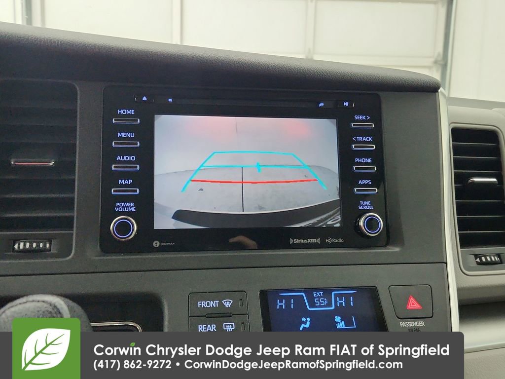 Used 2019 Toyota Sienna LE image 25