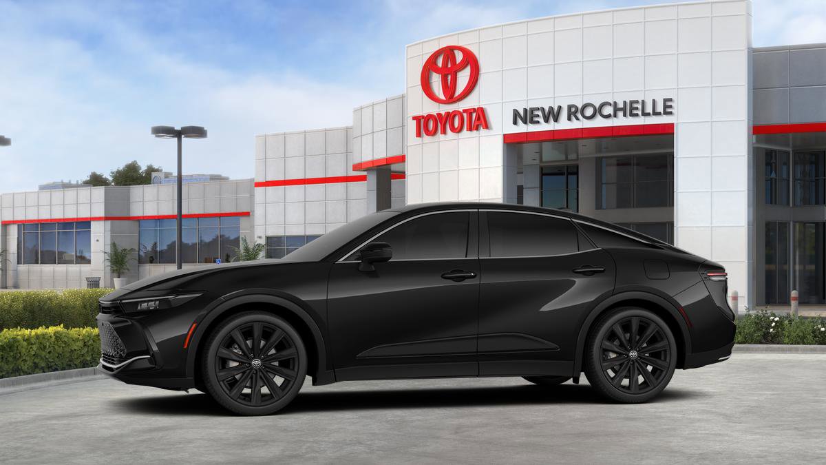 New 2026 Toyota Crown Nightshade image 3