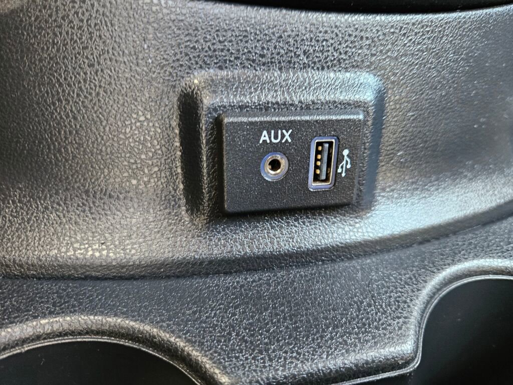 Used 2018 Nissan Versa SV FWD image 24