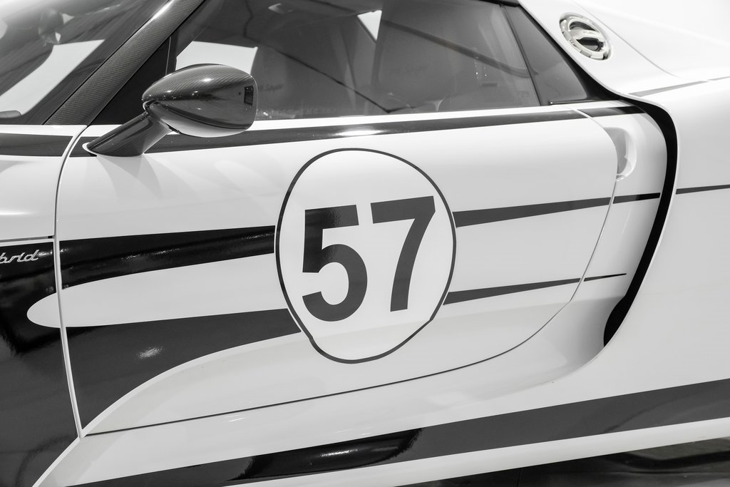 Used 2015 Porsche 918 Spyder image 49