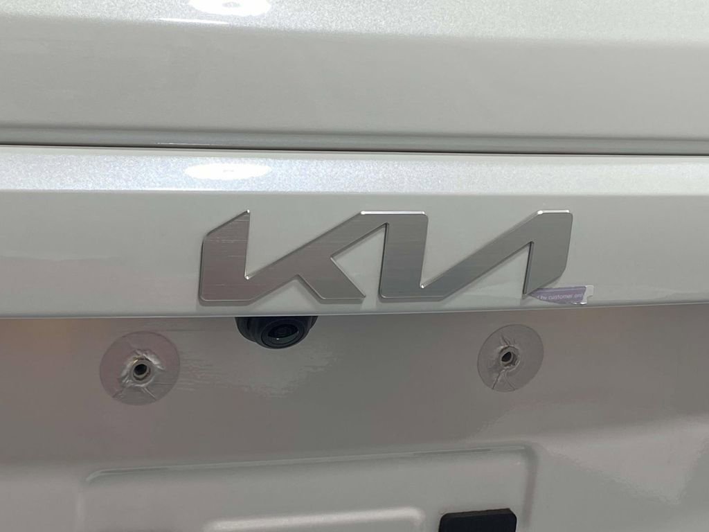 Used 2024 Kia Niro Wind image 8