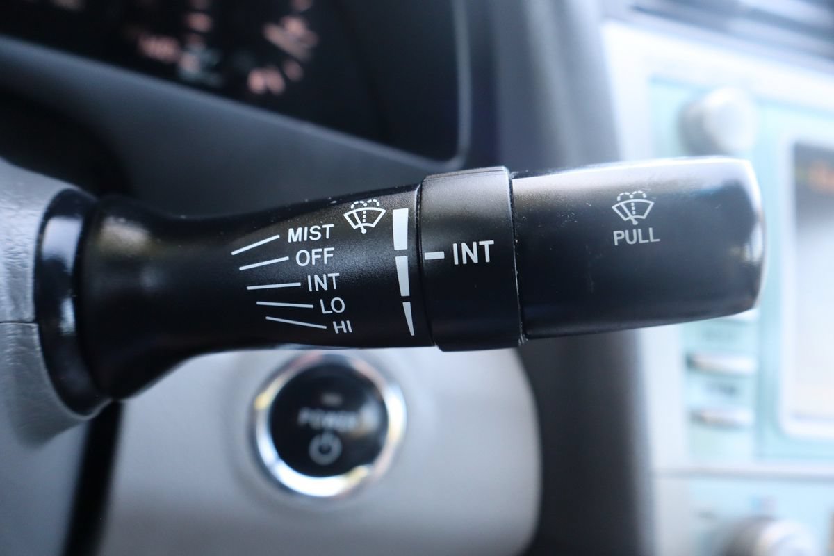 Used 2009 Toyota Camry Hybrid FWD image 32