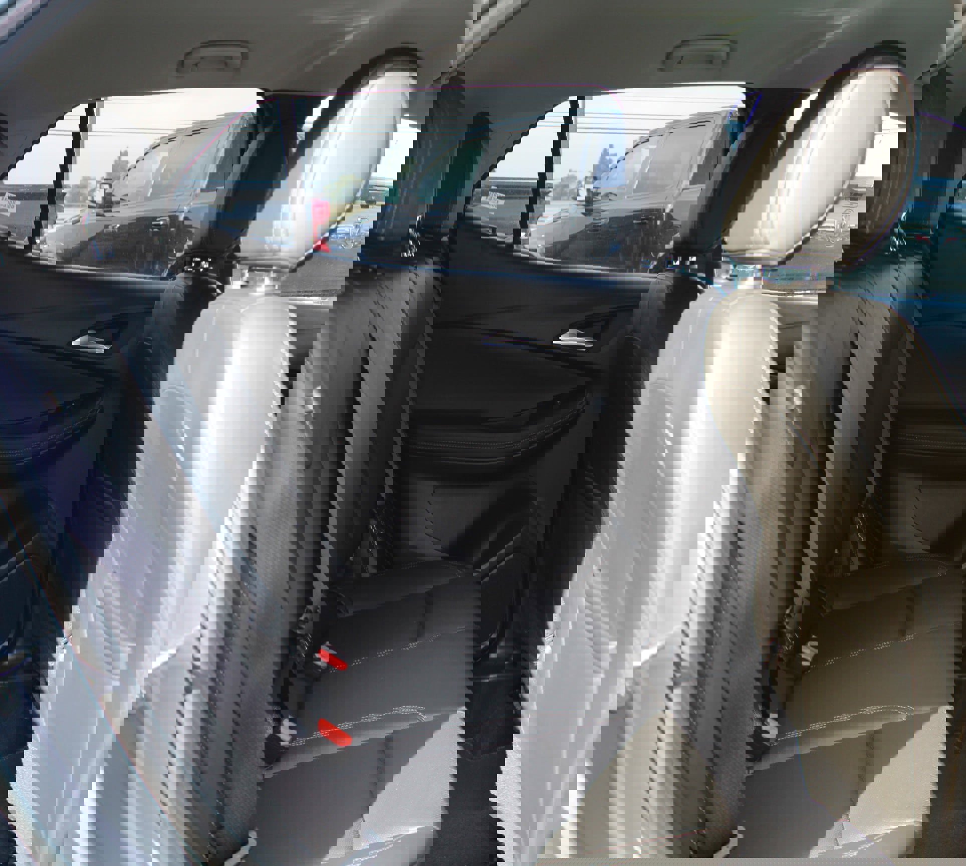 Used 2024 Buick Encore GX Sport Touring image 18