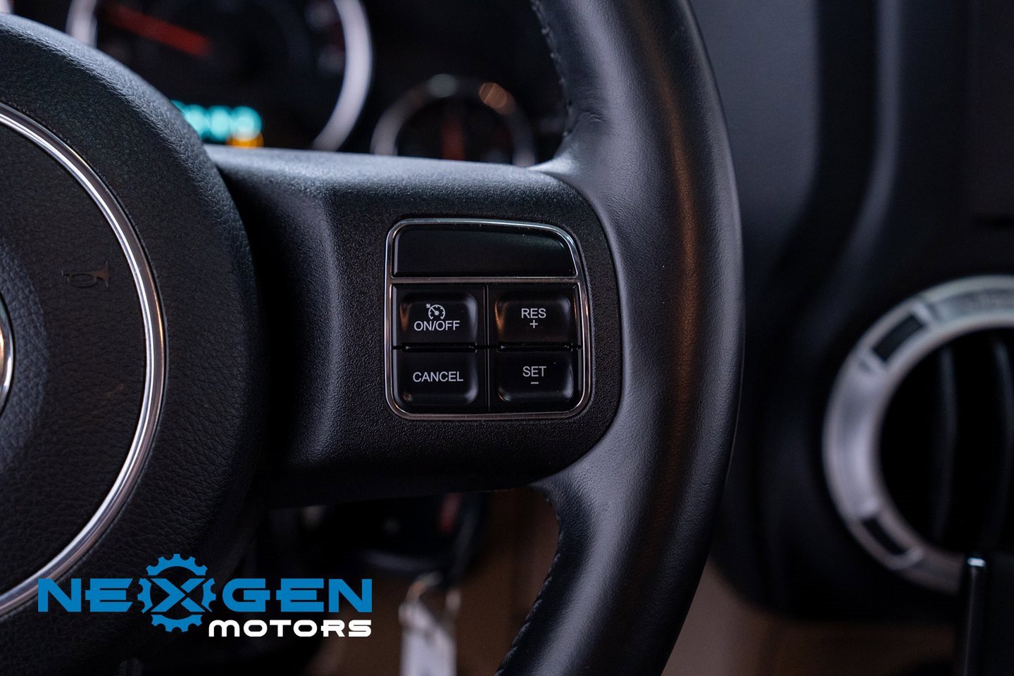 Used 2011 Jeep Wrangler Unlimited Rubicon image 22