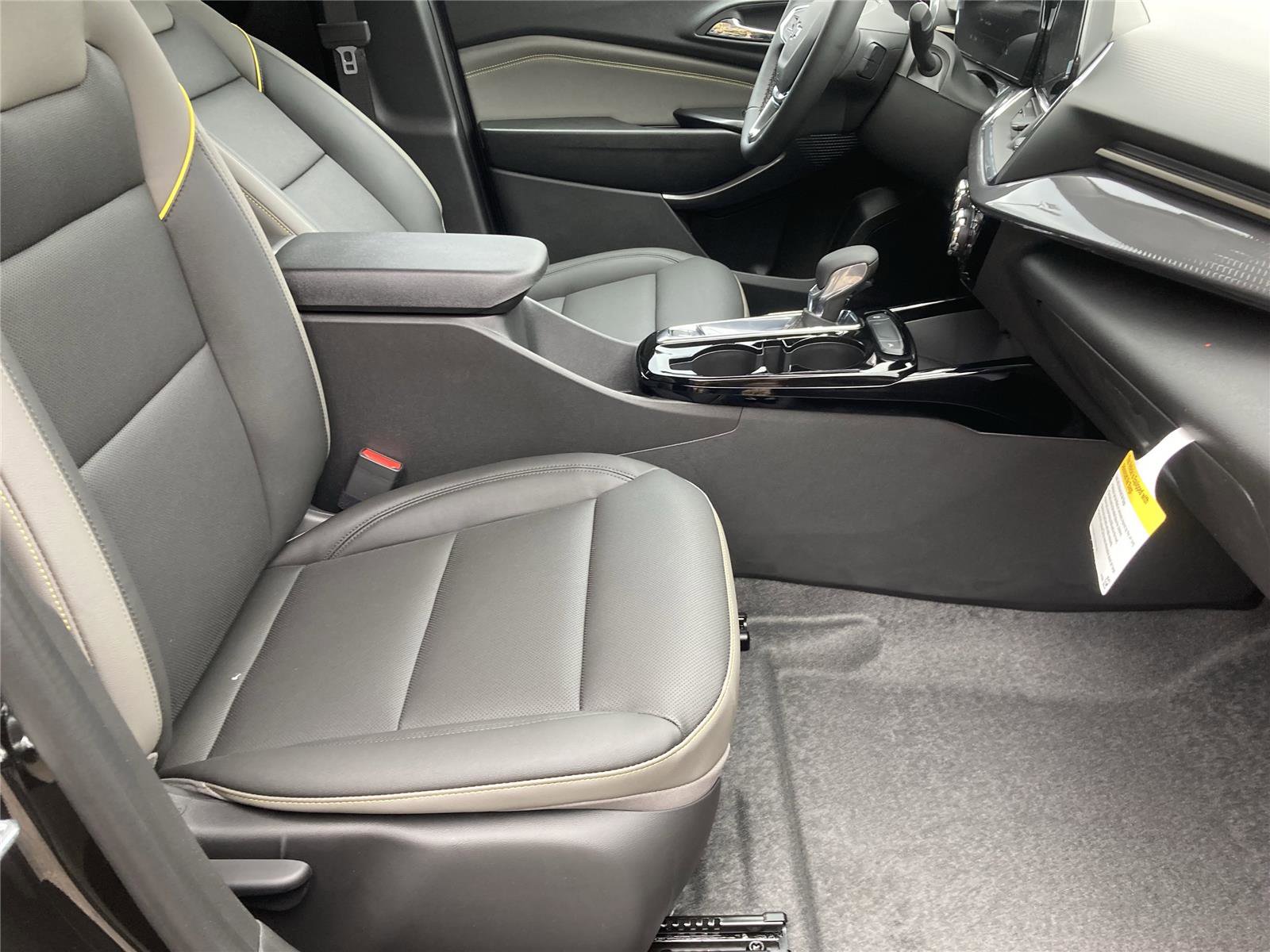 New 2026 Chevrolet Trax ACTIV w/ Driver Confidence Package image 15