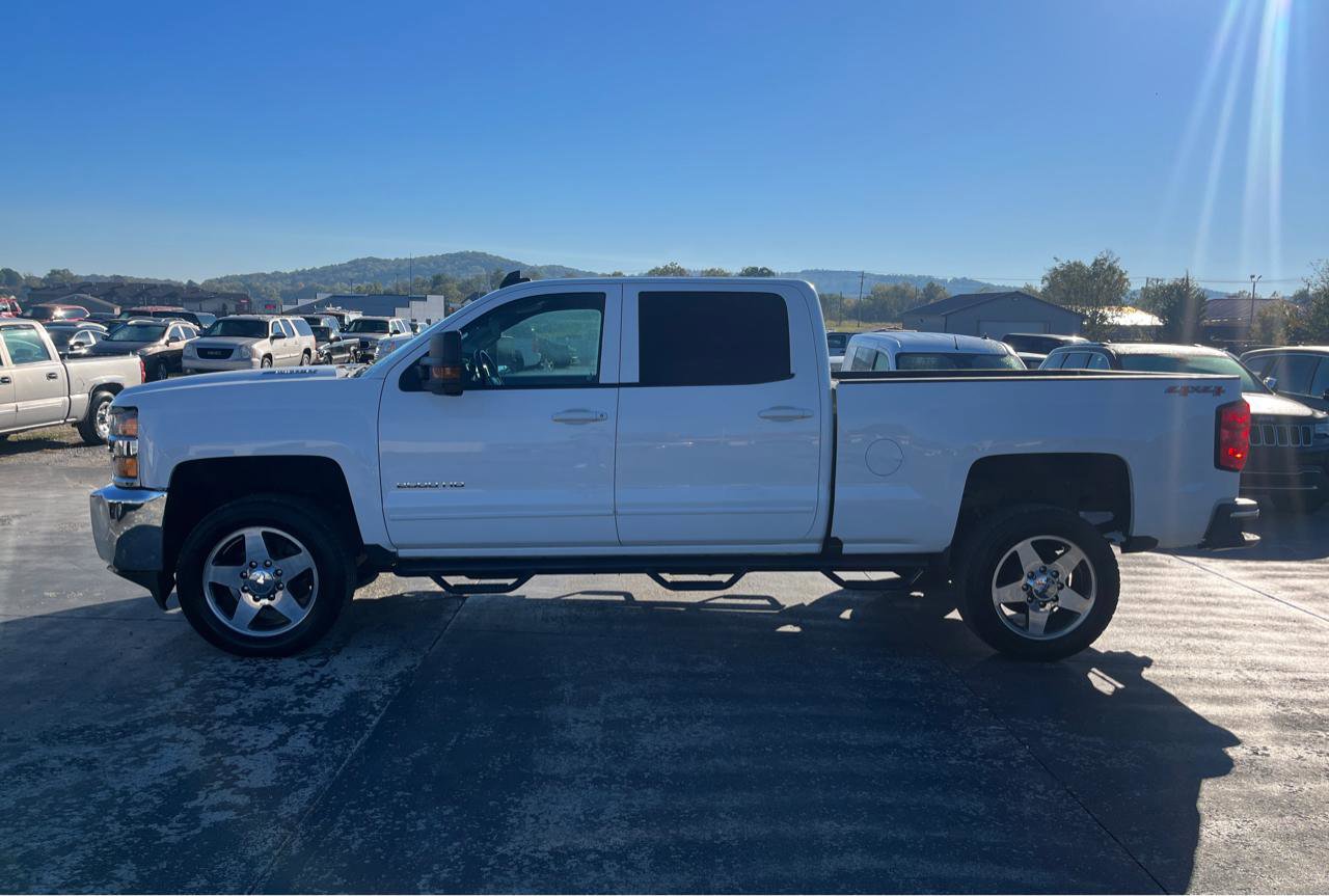 Used 2016 Chevrolet Silverado 2500 LT AWD/4WD image 6