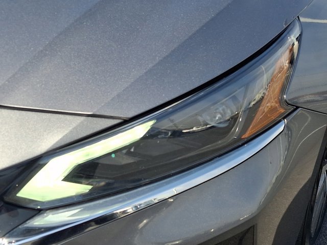 Used 2024 Nissan Altima 2.5 SV image 9