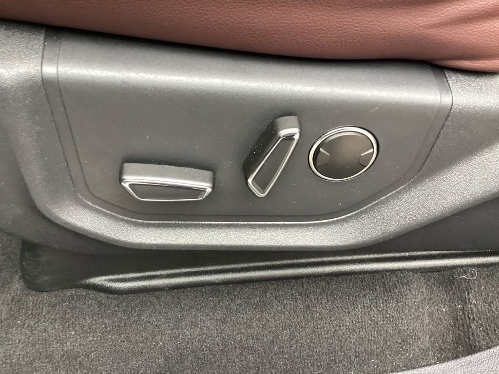 Used 2024 Ford Expedition Max Limited image 24