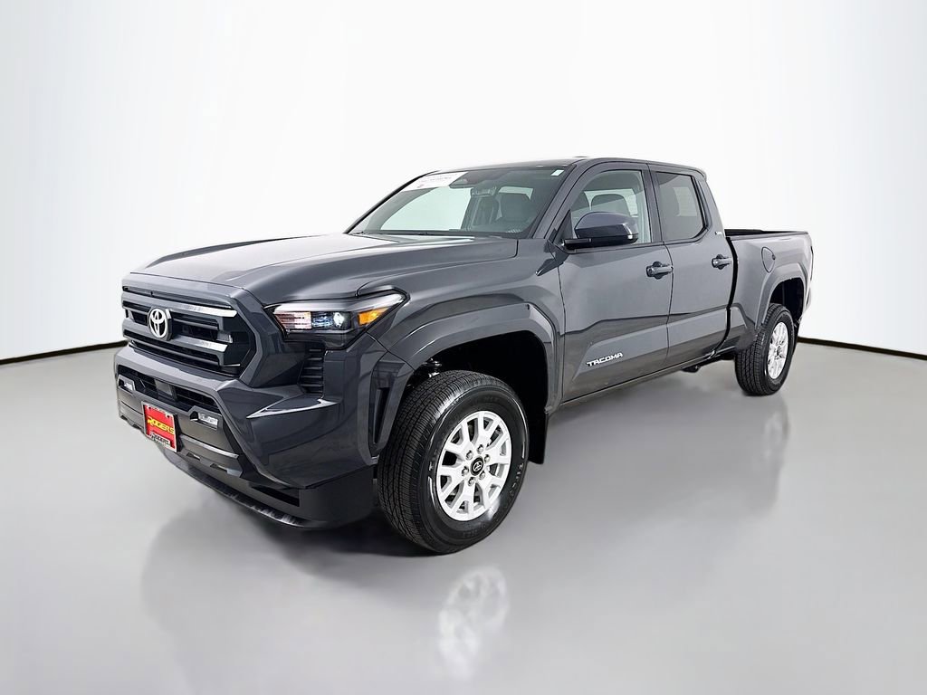 Certified 2024 Toyota Tacoma SR5 AWD/4WD image 3