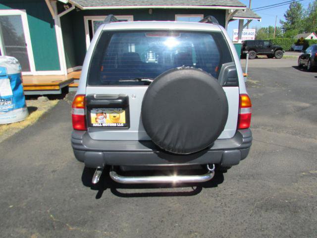 Used 2001 Chevrolet Tracker 4WD w/ Preferred Equipment Group image 5