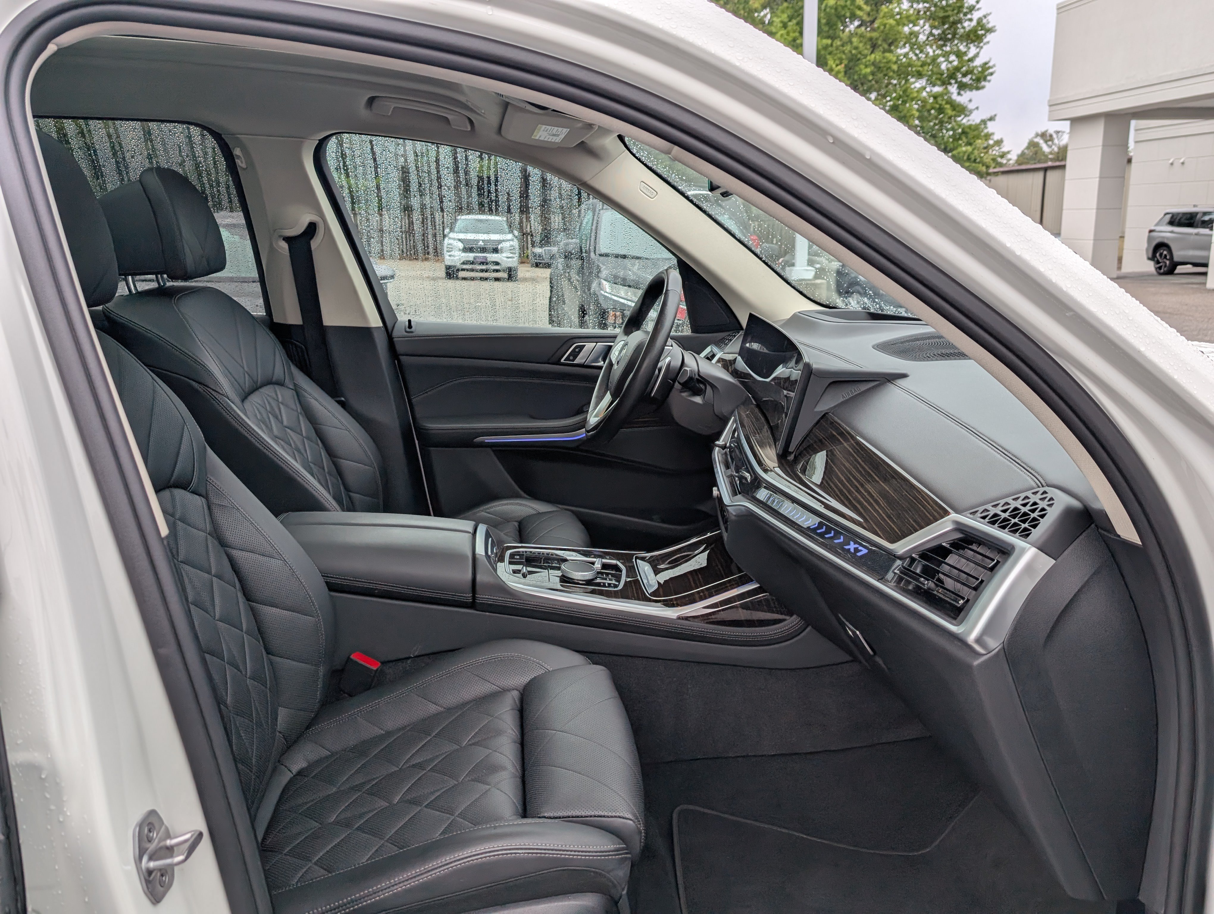 Used 2024 BMW X7 xDrive40i AWD/4WD image 10