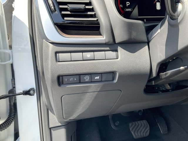New 2026 Nissan Rogue Platinum AWD/4WD image 20