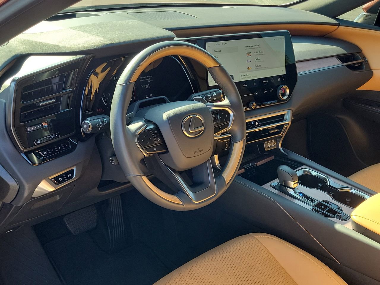 Used 2025 Lexus RX 350 Premium Plus w/ Convenience Package FWD image 21