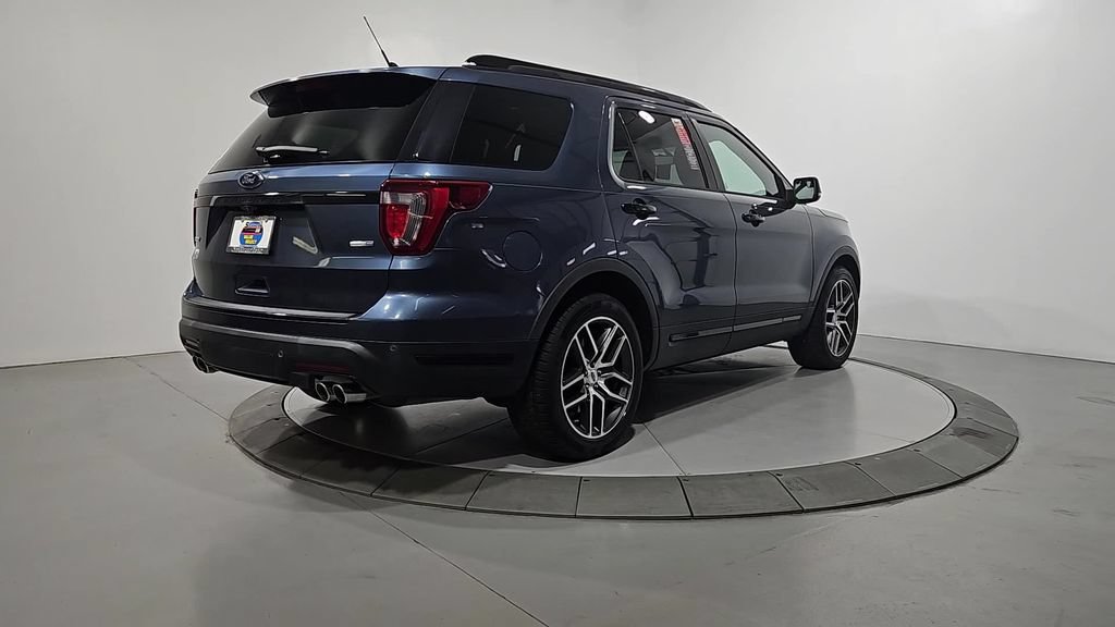 Used 2018 Ford Explorer Sport AWD/4WD image 5