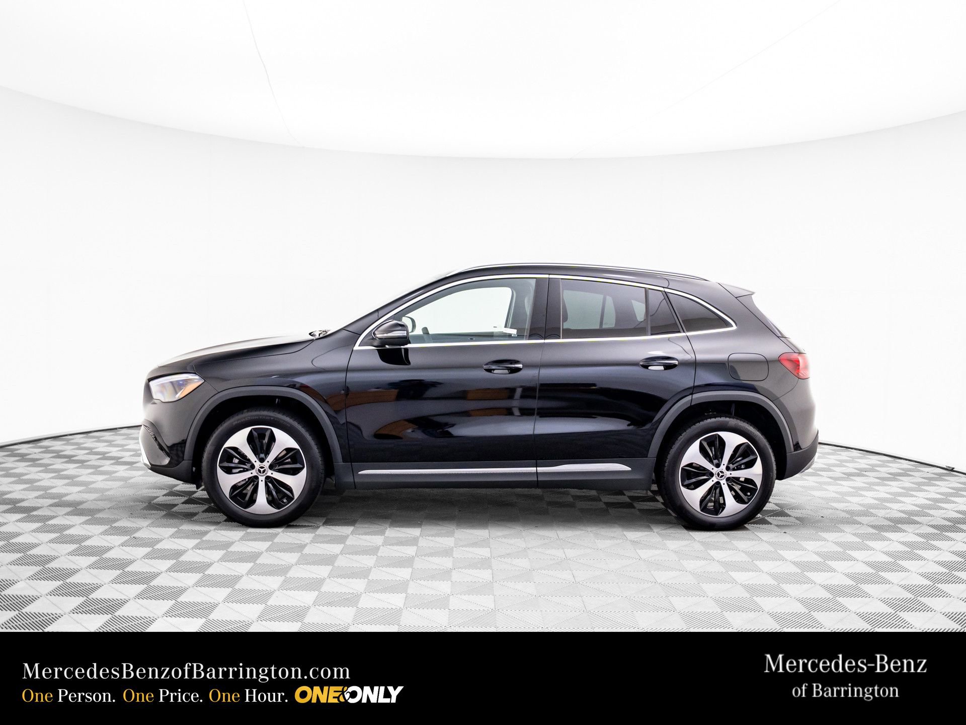 New 2026 Mercedes-Benz GLA 250 4MATIC image 2