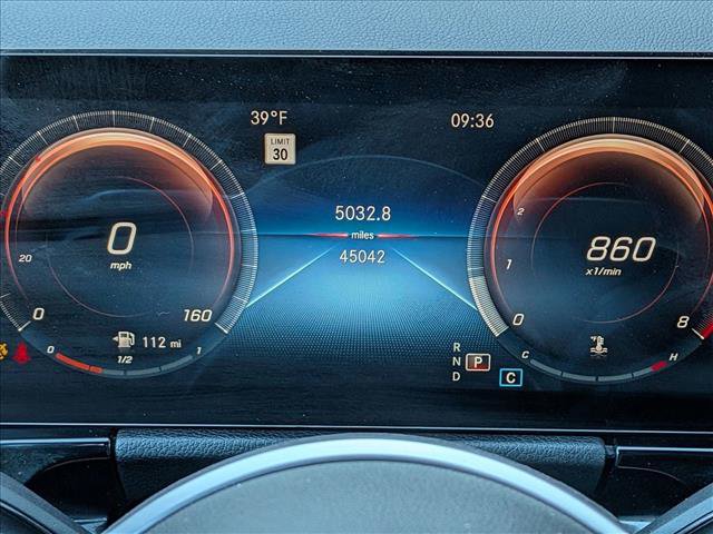 Used 2022 Mercedes-Benz GLA 250 4MATIC image 11