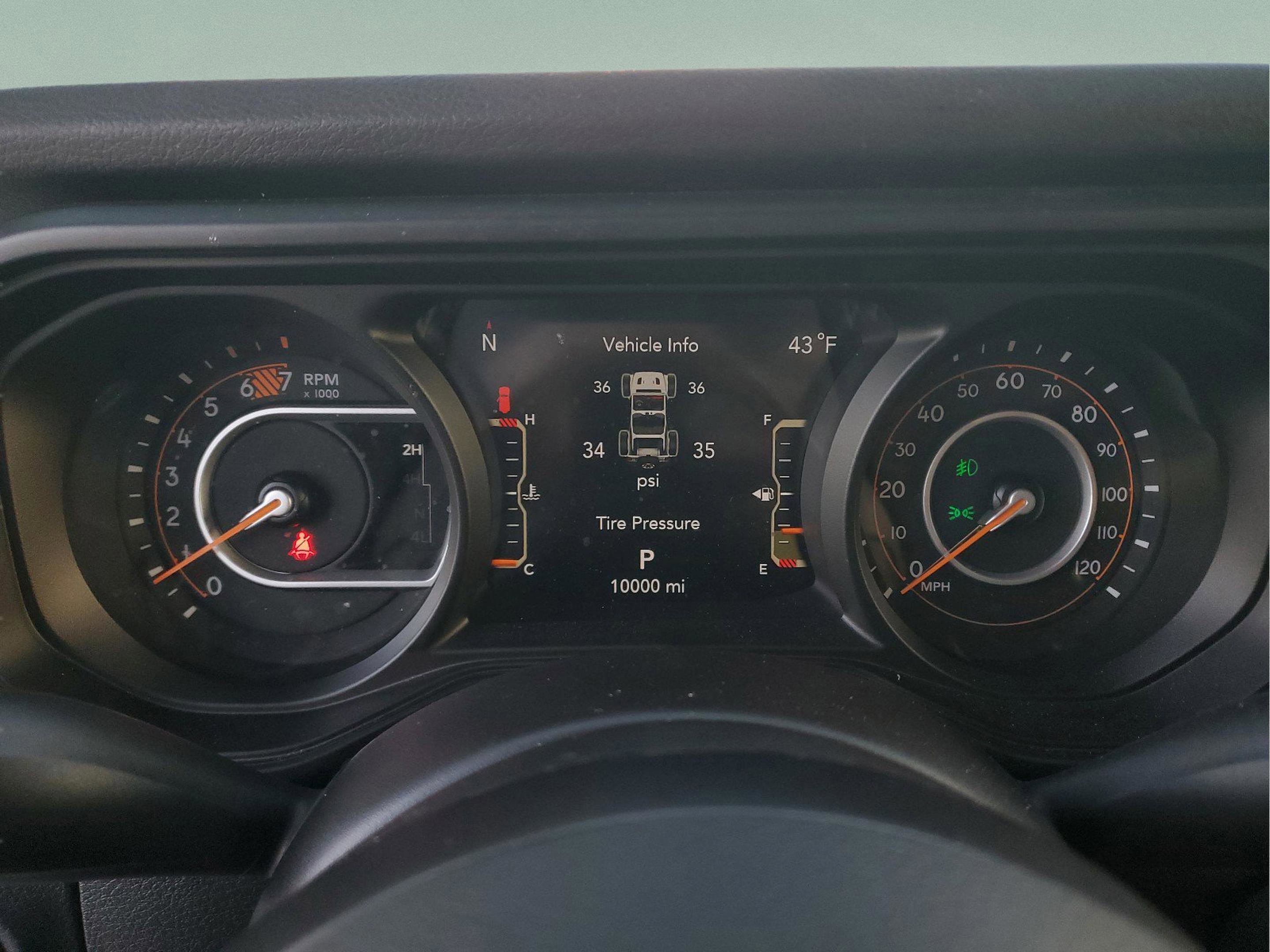 Certified 2024 Jeep Wrangler Sport S image 30